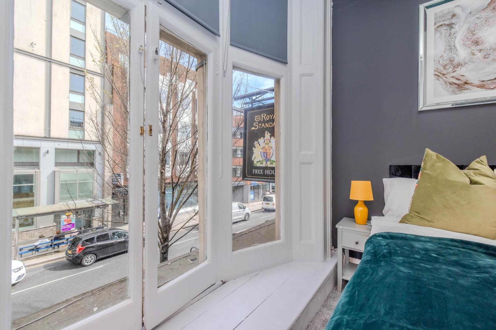 2 Bedroom Flat Next To Brighton Station & Beach I Sleep 8 Guests Bagian luar foto