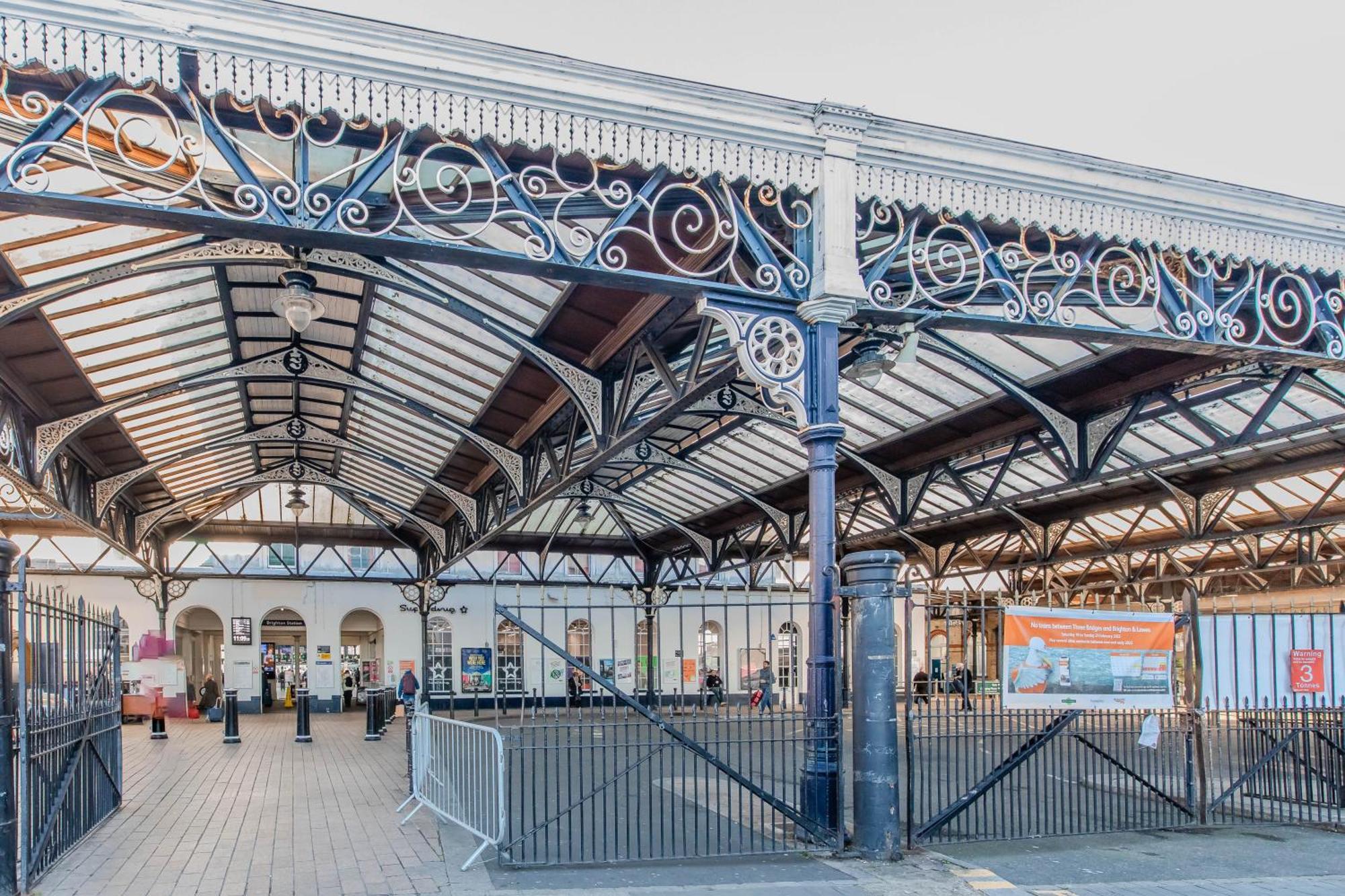 2 Bedroom Flat Next To Brighton Station & Beach I Sleep 8 Guests Bagian luar foto