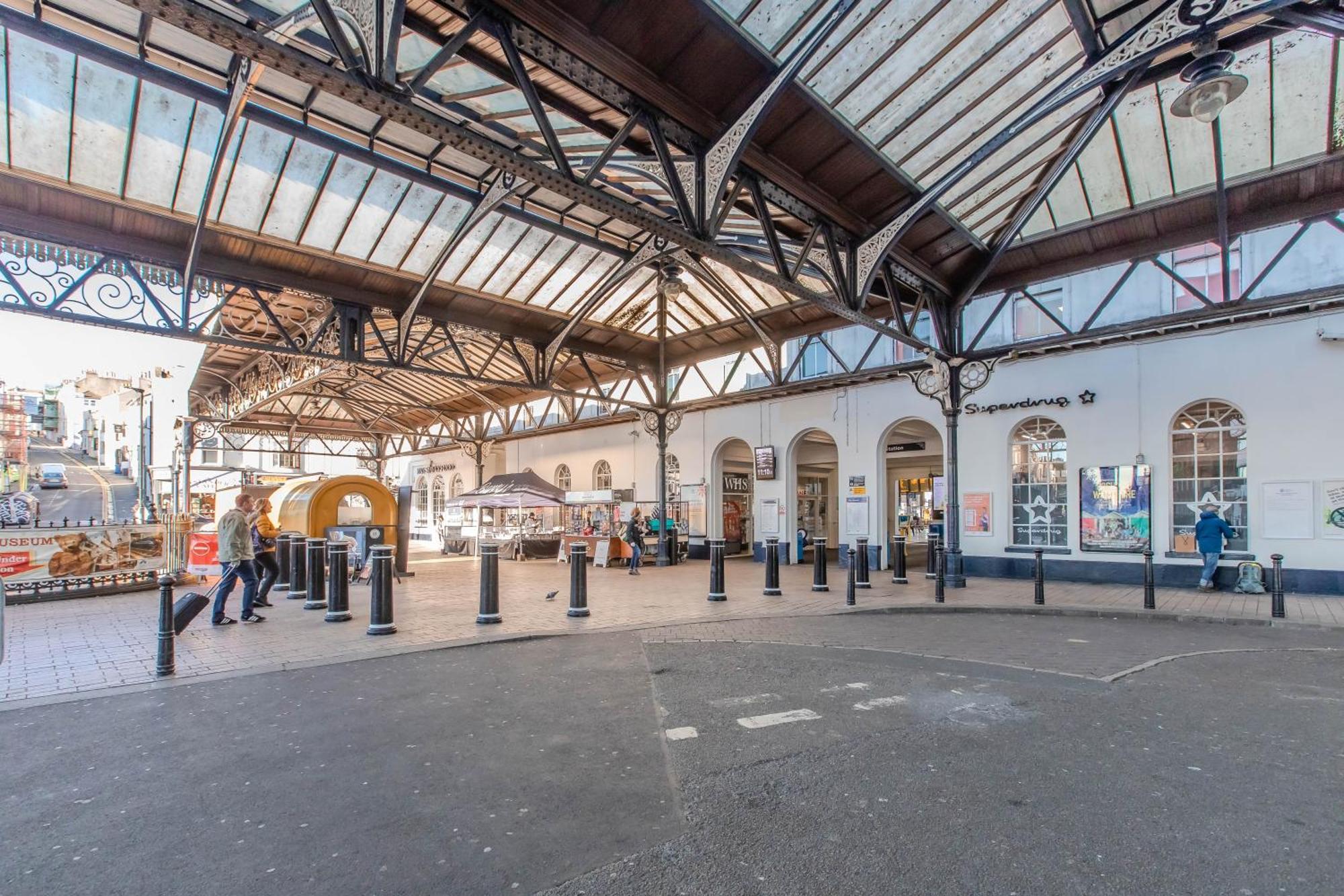 2 Bedroom Flat Next To Brighton Station & Beach I Sleep 8 Guests Bagian luar foto